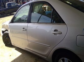 2002 TOYOTA CAMRY, SILVER, LE, 2.4L, AT,  Z25037